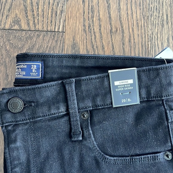 Black A&F jeans, size 29 short - Picture 4 of 5
